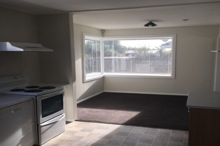 Photo of property in 1/156 Springs Road, Hornby, Christchurch, 8042