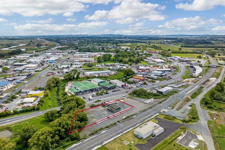 Photo of property in 280a Great South Road, Papakura, 2110