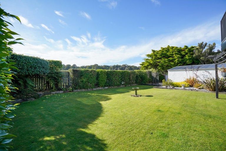 Photo of property in 104 Gladstone Terrace, Gladstone, Invercargill, 9810
