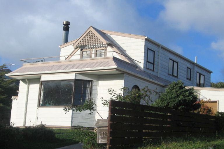 Photo of property in 12 Colorado Grove, Brooklyn, Wellington, 6021