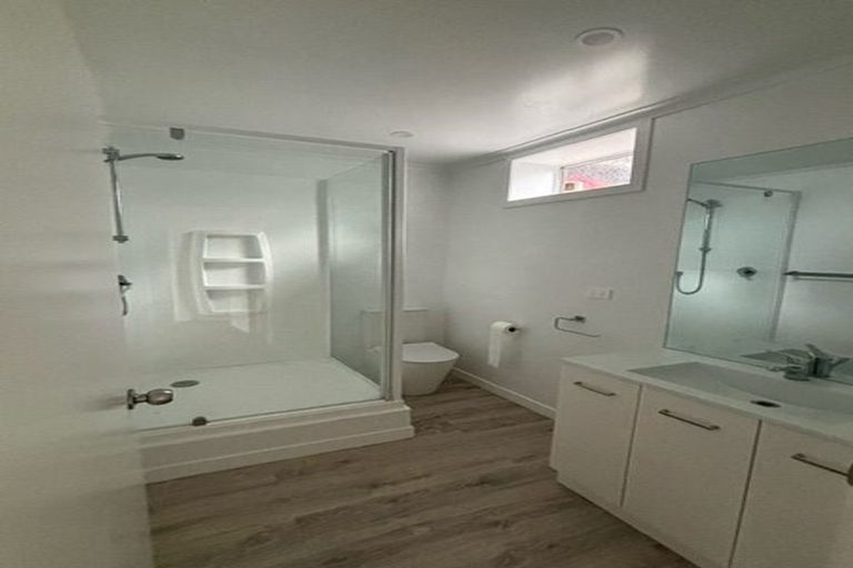 Photo of property in 41 Elliston Crescent, Stanmore Bay, Whangaparaoa, 0932