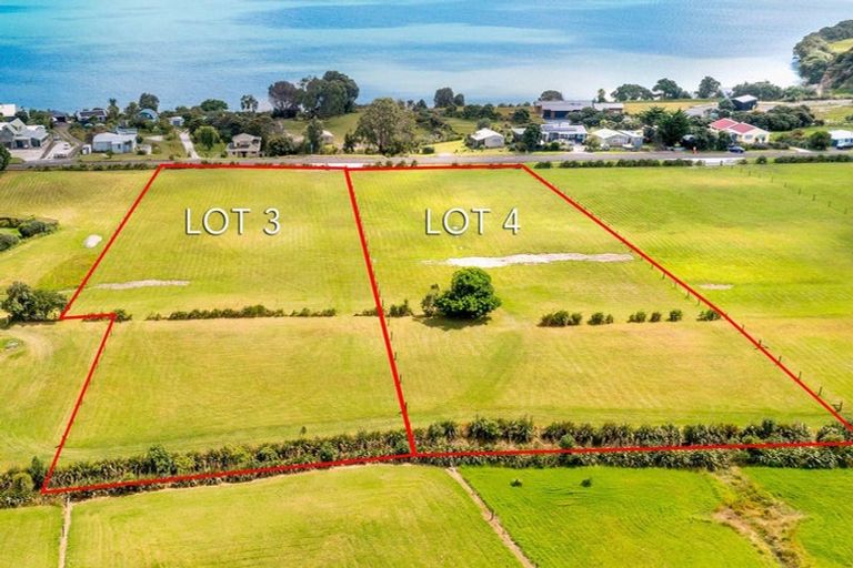 Photo of property in 16 Koutu Point Road, Opononi, Kaikohe, 0473