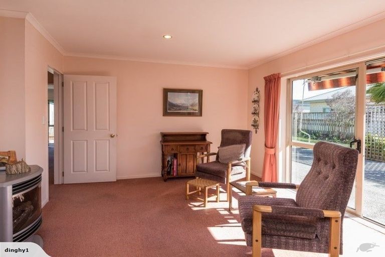 Photo of property in 77 Iwa Street, Mapua, 7005