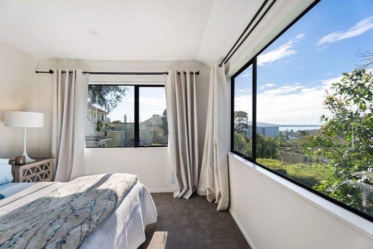 Photo of property in 2b Tokomaru Street, Orakei, Auckland, 1071