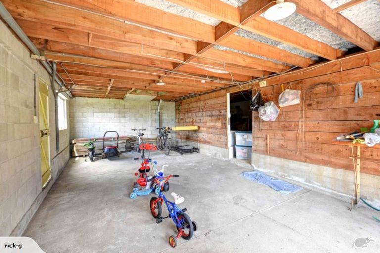 Photo of property in 48 Salmond Street, Halfway Bush, Dunedin, 9010