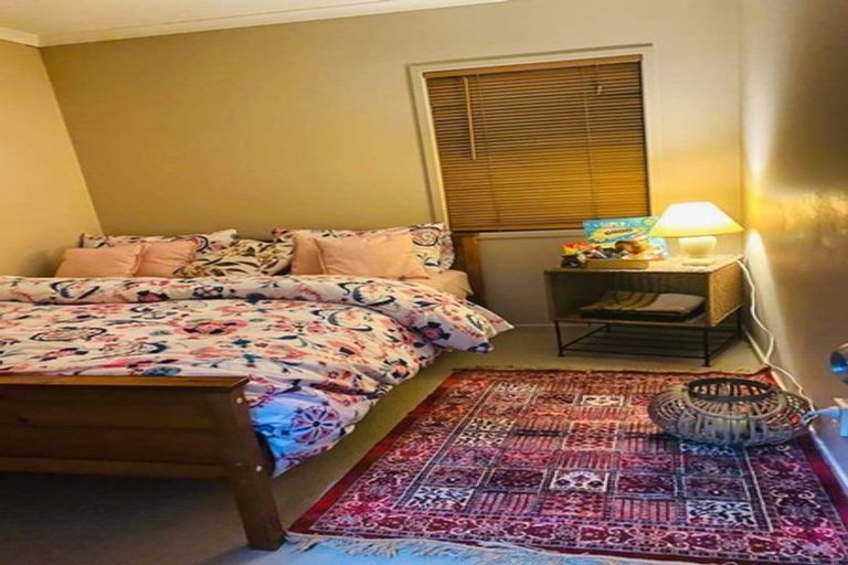 Photo of property in 33 Malaspina Place, Papatoetoe, Auckland, 2025