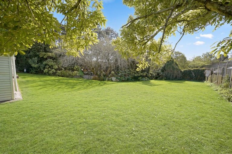 Photo of property in 35 Nile Road, Kelston, Auckland, 0602