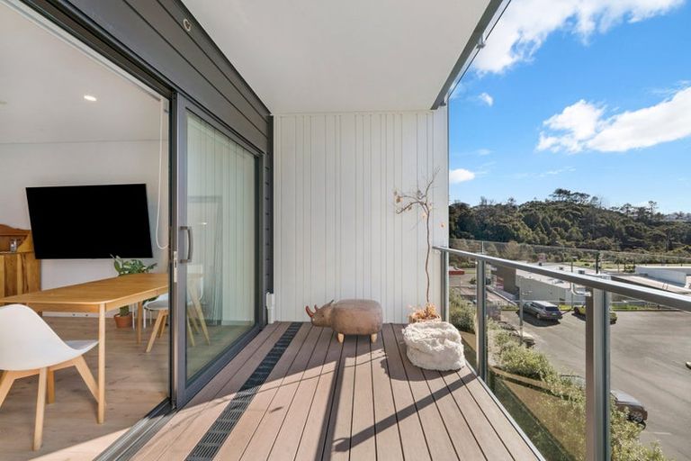 Photo of property in 220/3 Kaipiho Lane, Albany, Auckland, 0632