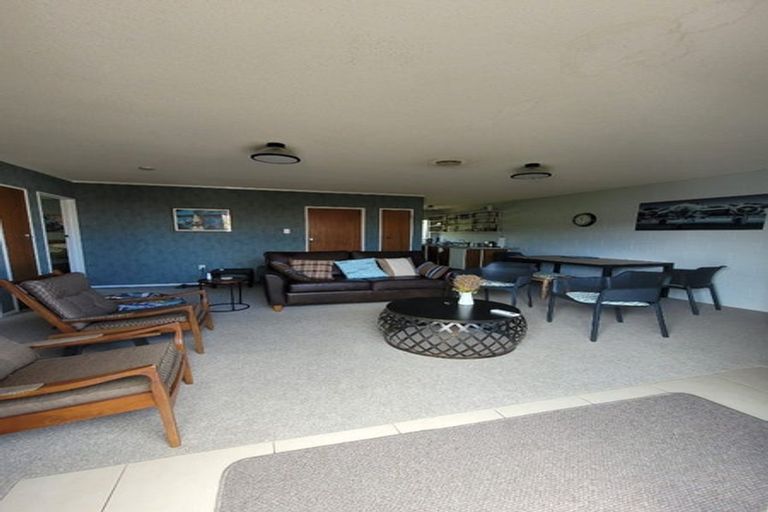 Photo of property in 7 Renown Place, Spotswood, New Plymouth, 4310