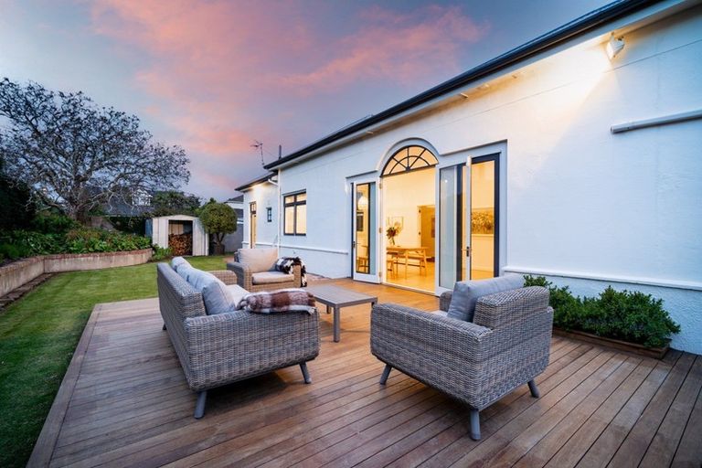 Photo of property in 72 Mailer Street, Mornington, Dunedin, 9011