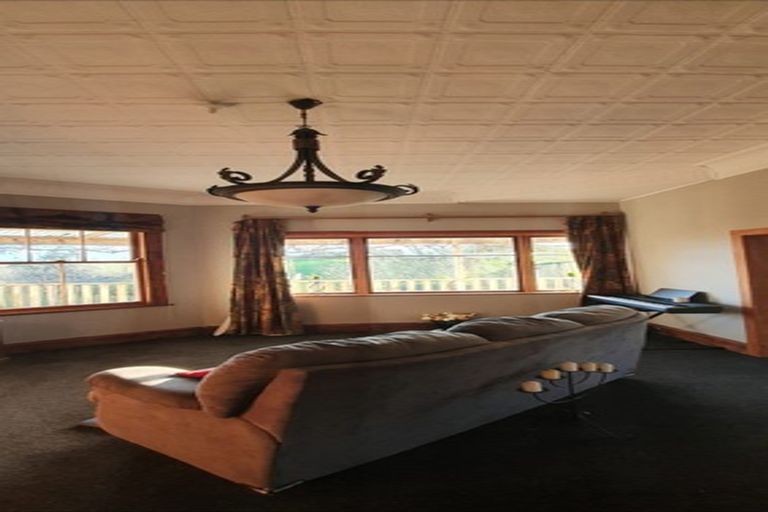 Photo of property in 27 George Street, Eltham, 4322