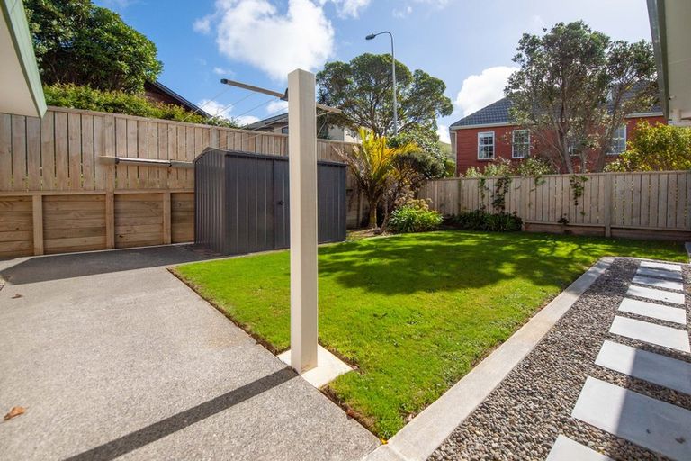 Photo of property in 10 Marford Grove, Churton Park, Wellington, 6037