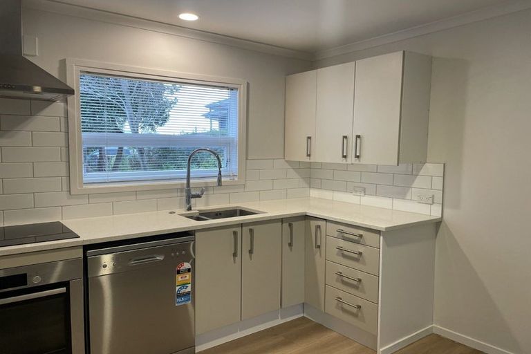 Photo of property in 18 Wilton Street, Levin, 5510