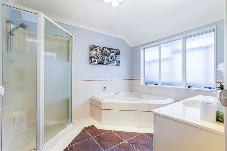 Photo of property in 31 Western Heights Drive, Western Heights, Hamilton, 3200