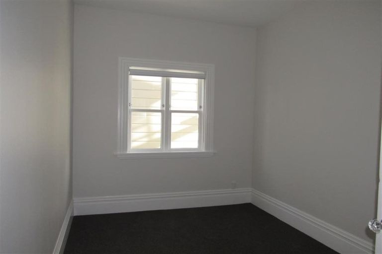 Photo of property in 67 Hawker Street, Mount Victoria, Wellington, 6011