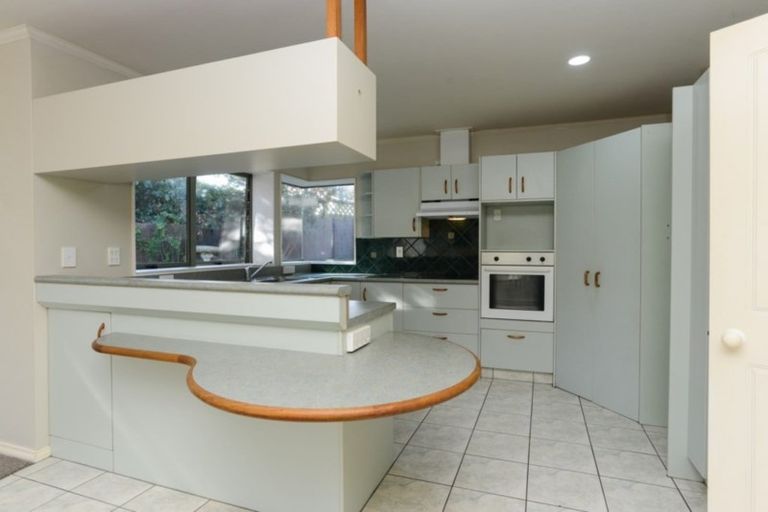 Photo of property in 1/217 Mcleod Street, Camberley, Hastings, 4120