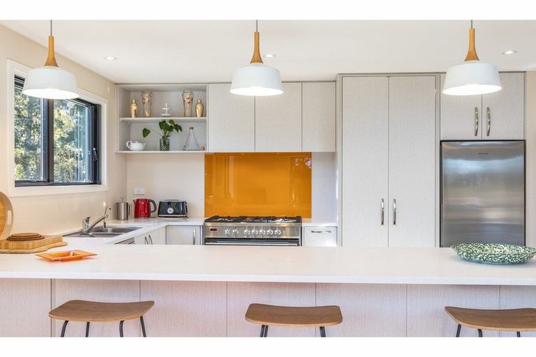 Photo of property in 25 Russells Road, Oxford, 7495