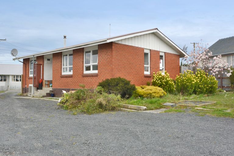Photo of property in 24 Lock Street, Saint Clair, Dunedin, 9012