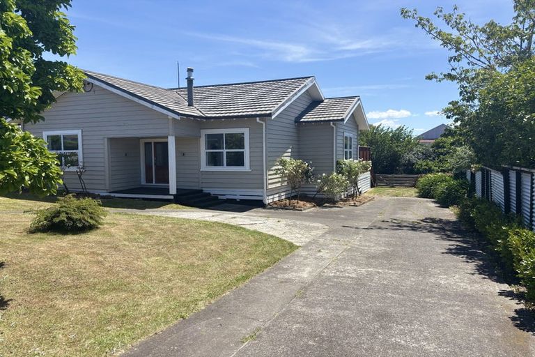 Photo of property in 10 Wallace Road, Waipukurau, 4200
