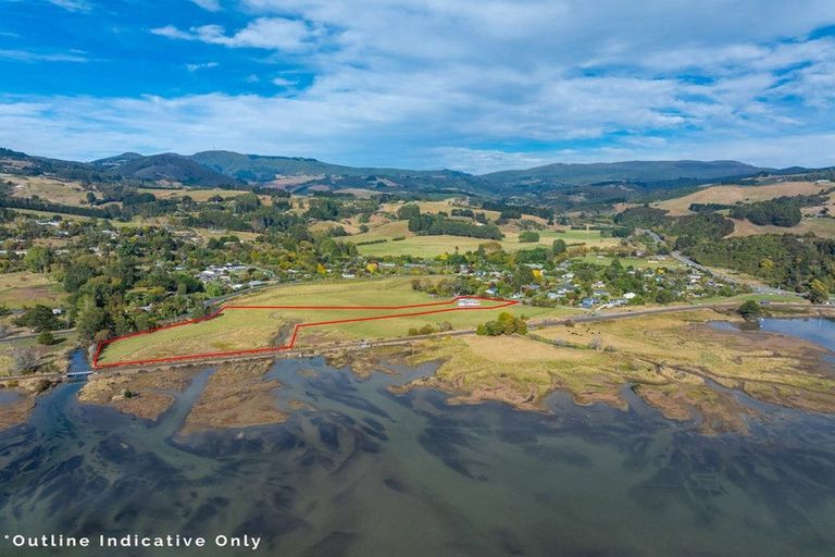 Photo of property in 13 Mclachlan Street, Waitati, 9085