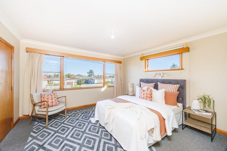 Photo of property in 2 Austin Place, Awapuni, Palmerston North, 4412