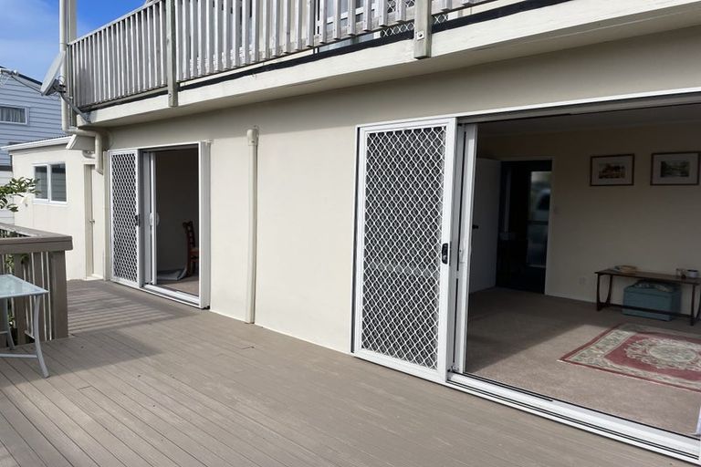 Photo of property in 2/28 Waiau Street, Torbay, Auckland, 0630