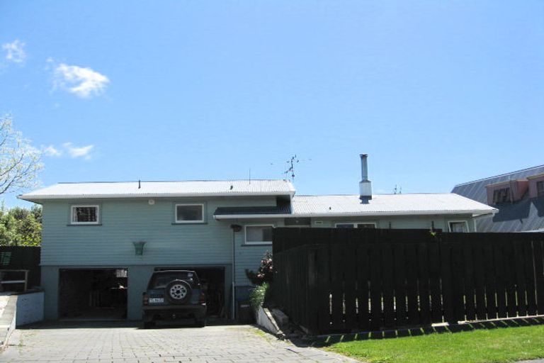 Photo of property in 18 Kaka Street, Stoke, Nelson, 7011