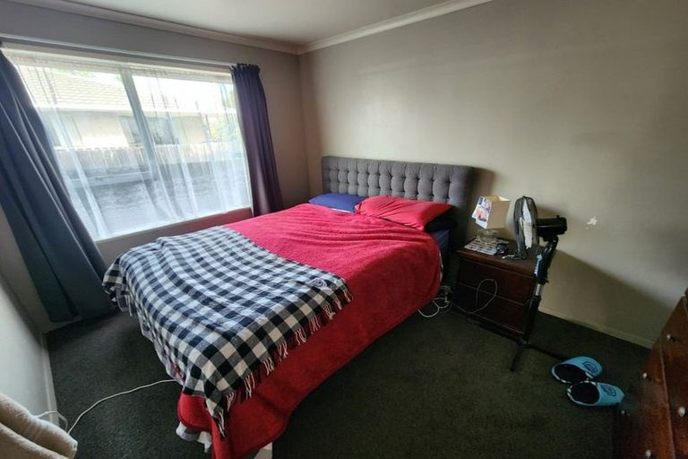 Photo of property in 6 Queenspark Drive, Parklands, Christchurch, 8083