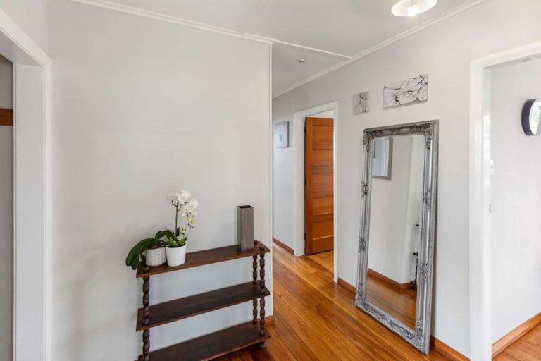 Photo of property in 15 Victory Place, Aramoho, Whanganui, 4500