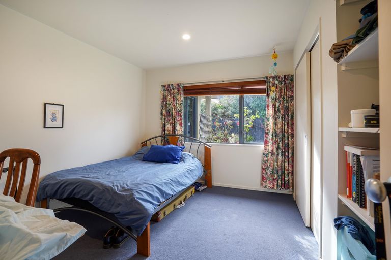 Photo of property in 24 Clearview Drive, Milson, Palmerston North, 4414