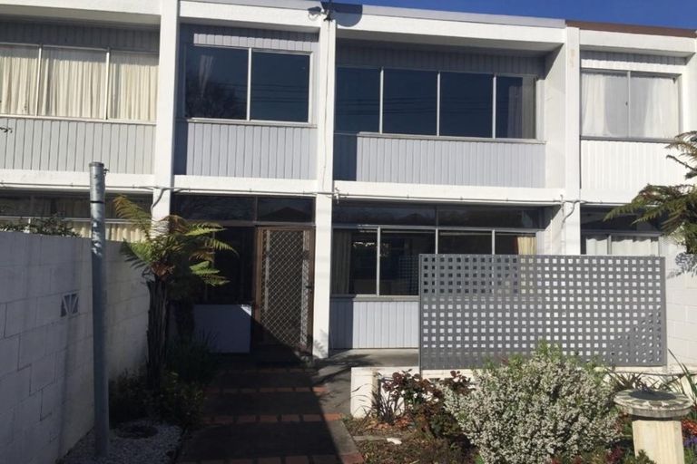 Photo of property in 1 Weld Street, Blenheim, 7201