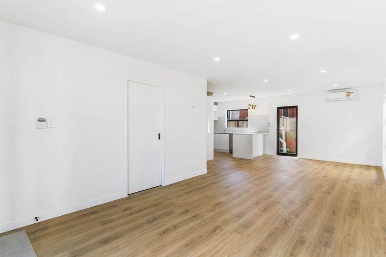 Photo of property in 54c Omana Road, Papatoetoe, Auckland, 2025