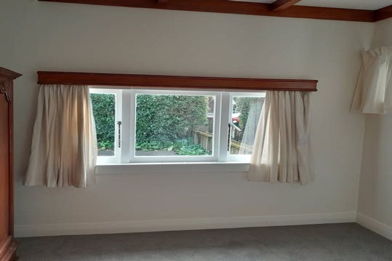 Photo of property in 94 Queen Street, Waiuku, 2123