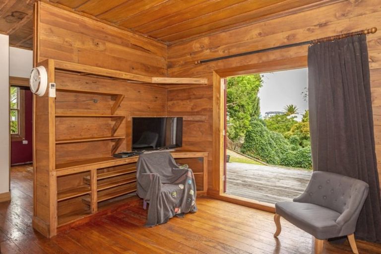 Photo of property in 24 Harris Street, Kaiti, Gisborne, 4010