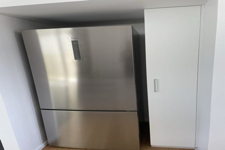 Photo of property in 10c Beauchamp Street, Karori, Wellington, 6012