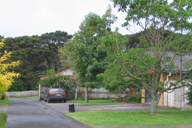 Photo of property in 34 Waimoko Glen, Swanson, Auckland, 0612