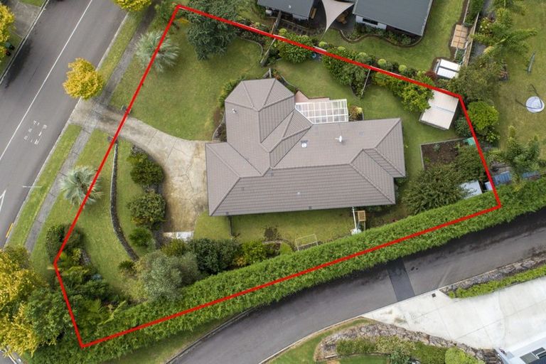 Photo of property in 2 Adler Drive, Ohauiti, Tauranga, 3112