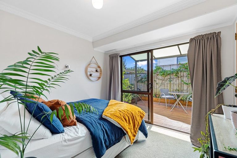 Photo of property in 493c Devonport Road, Tauranga South, Tauranga, 3112