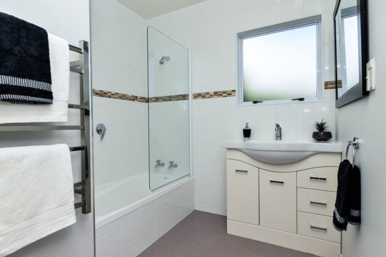 Photo of property in 26 Rosehill Place, Nawton, Hamilton, 3200