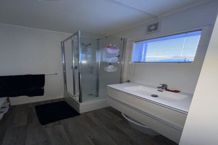 Photo of property in 50 Redwing Street, Browns Bay, Auckland, 0630