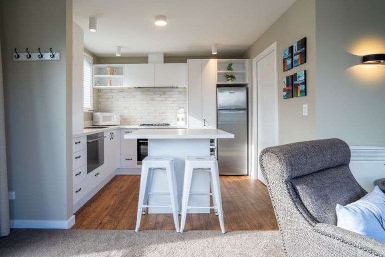 Photo of property in 212 Aubrey Road, Wanaka, 9305