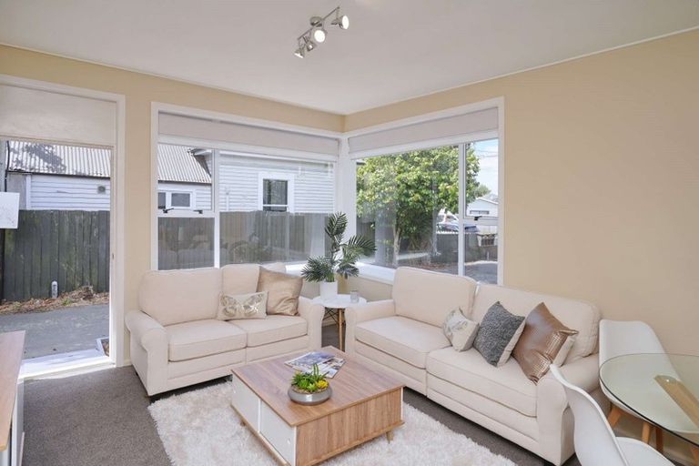 Photo of property in 2/57 Dover Street, St Albans, Christchurch, 8014
