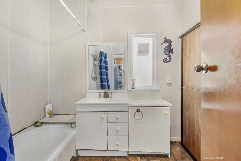 Photo of property in 6 Carlisle Street, Island Bay, Wellington, 6023