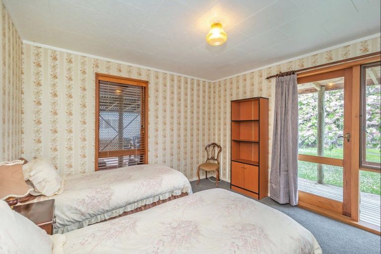 Photo of property in 382 Kimberley Road, Levin, 5571