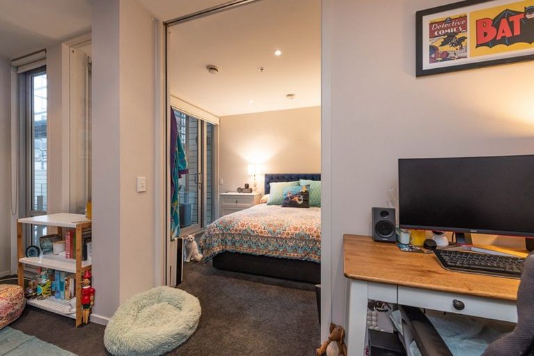 Photo of property in Trinity Apartments, 310/19 College Street, Te Aro, Wellington, 6011