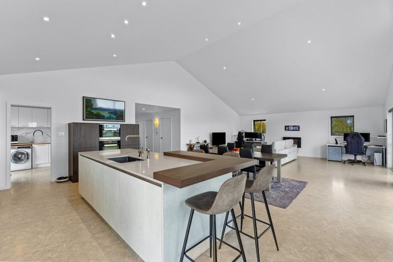 Photo of property in 1498 Oneriri Road, Kaiwaka, 0573