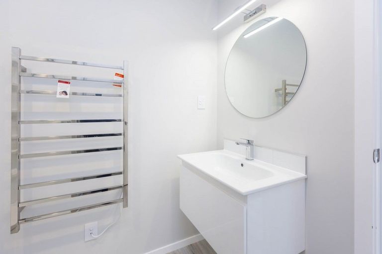 Photo of property in 84 Mawai Hakona Drive, Wallaceville, Upper Hutt, 5018