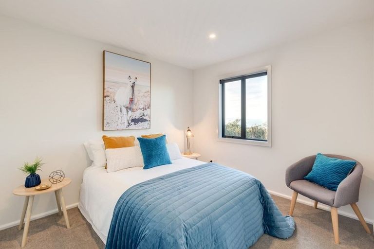 Photo of property in 4 Gardenhill Lane, Redcliffs, Christchurch, 8081