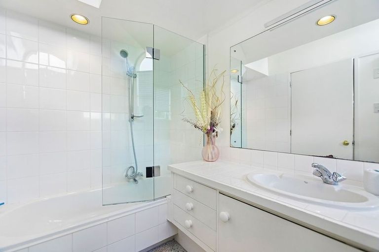 Photo of property in 1/107 Orakei Road, Remuera, Auckland, 1050