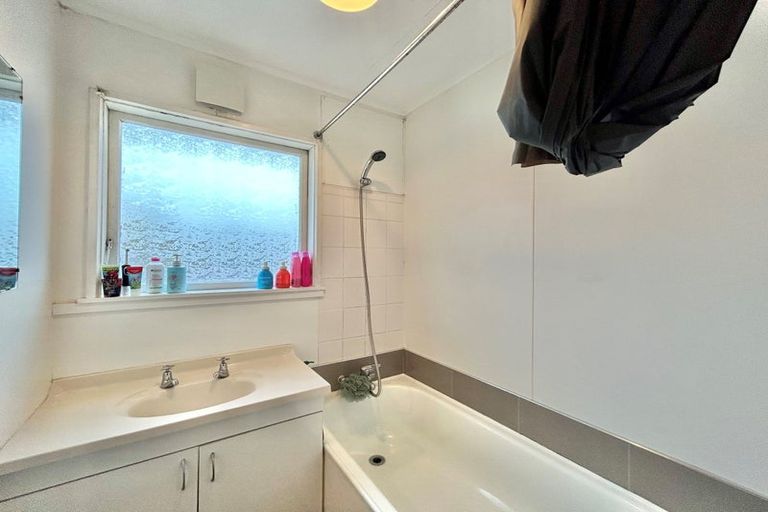 Photo of property in 2/267 Kennedy Road, Onekawa, Napier, 4110